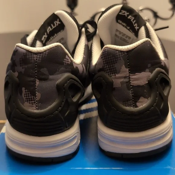 Adidas Unisex ZX Flux J Camo Sneakers - Picture 6 of 14